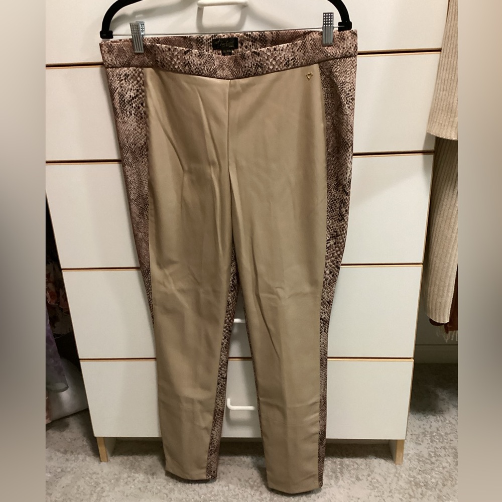 Thalia Sodi faux leather pants. Vintage. Never worn.